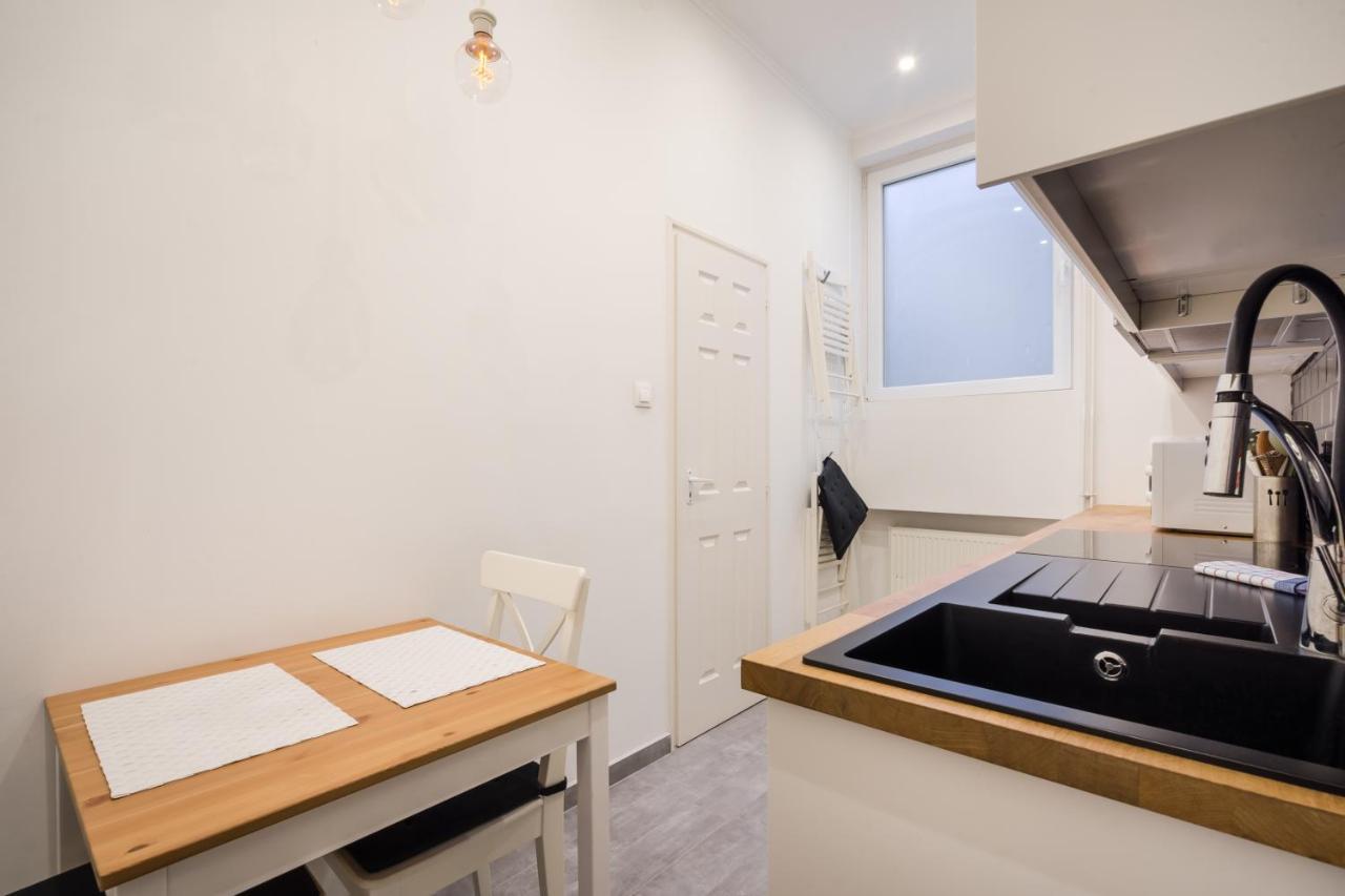 Bpr Art Of Rainbow Apartments Budapest Luaran gambar