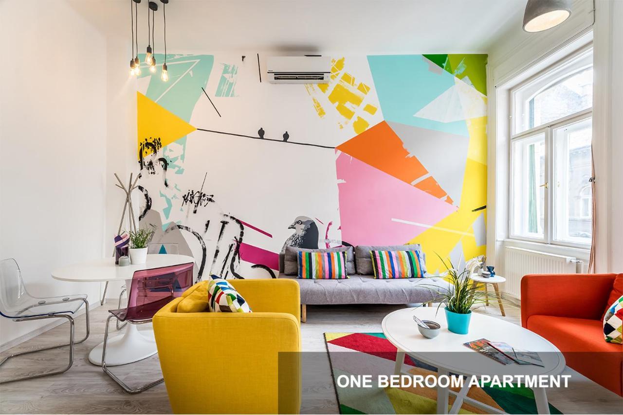 Bpr Art Of Rainbow Apartments Budapest Luaran gambar